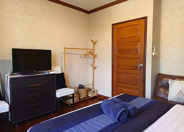 Danita's Guest house *